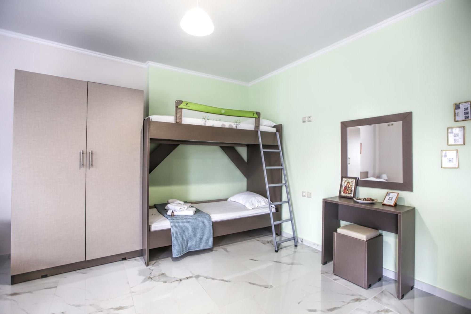 Del Sol #1 Meteora Luxurious Family Suites Kalampáka Luaran gambar