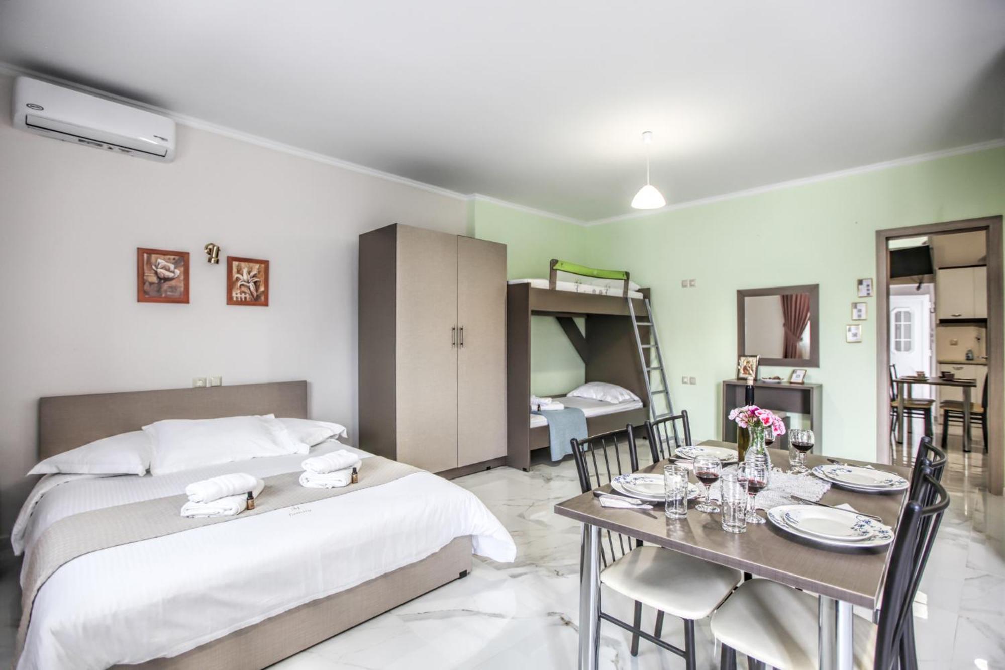 Del Sol #1 Meteora Luxurious Family Suites Kalampáka Luaran gambar