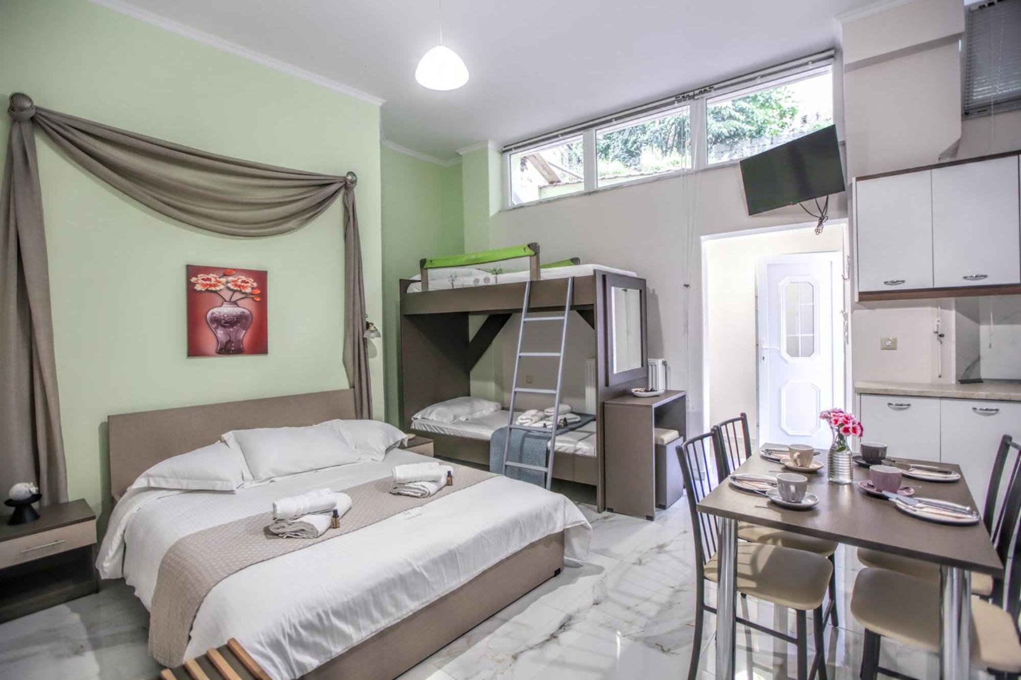Del Sol #1 Meteora Luxurious Family Suites Kalampáka Luaran gambar