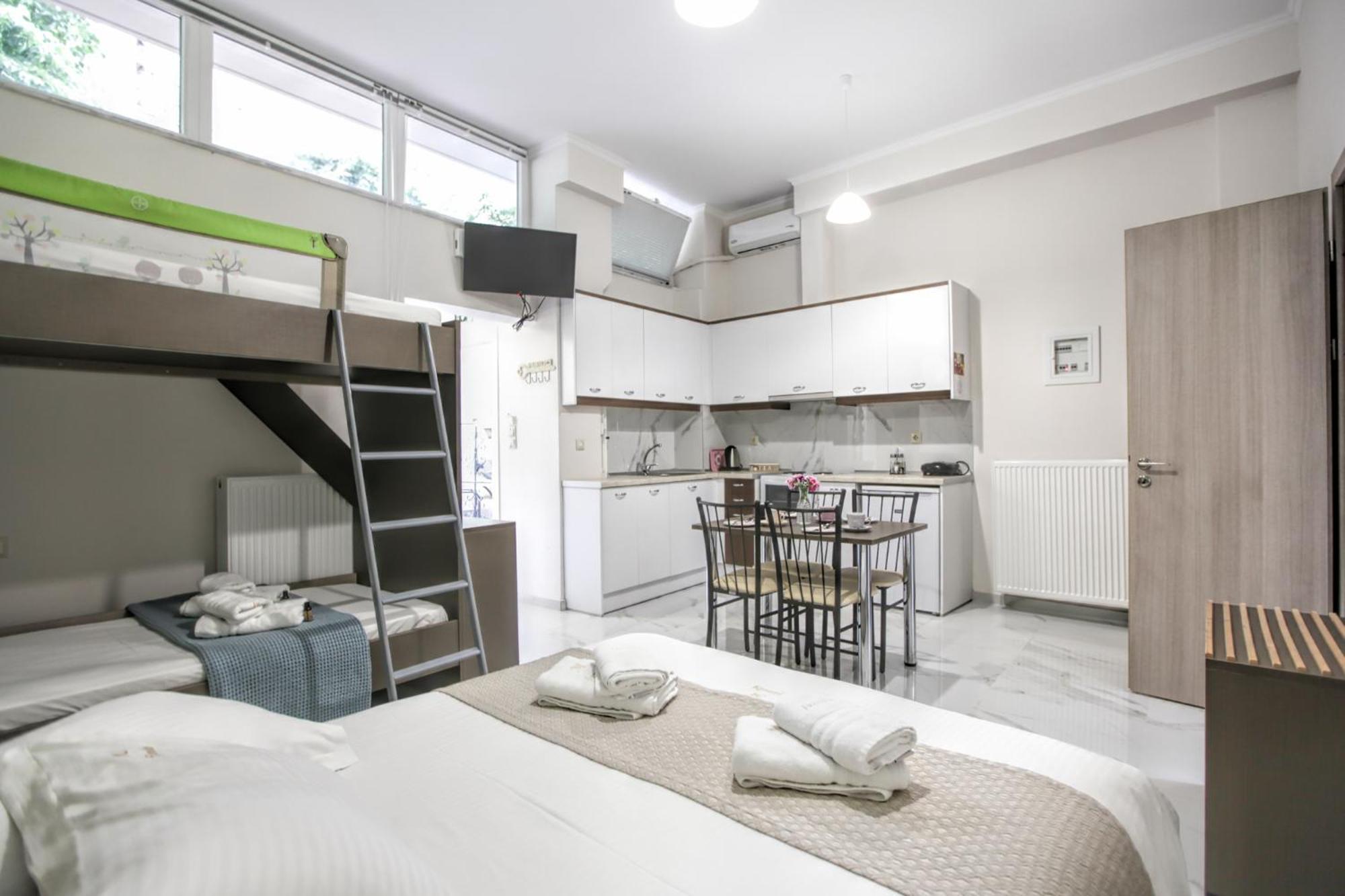 Del Sol #1 Meteora Luxurious Family Suites Kalampáka Luaran gambar